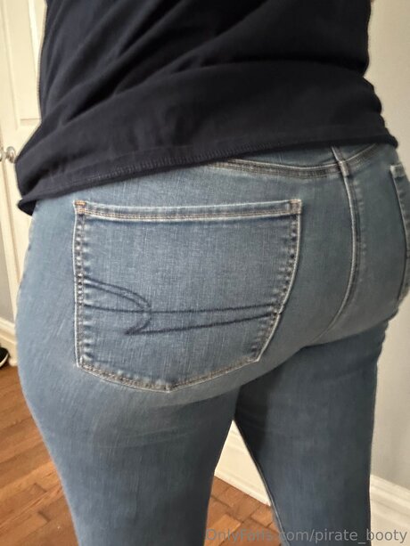 Pirate Booty ポルノスター 素敵 写真