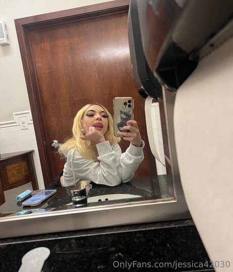 Jessica42030 ポルノスター 高品質 写真
