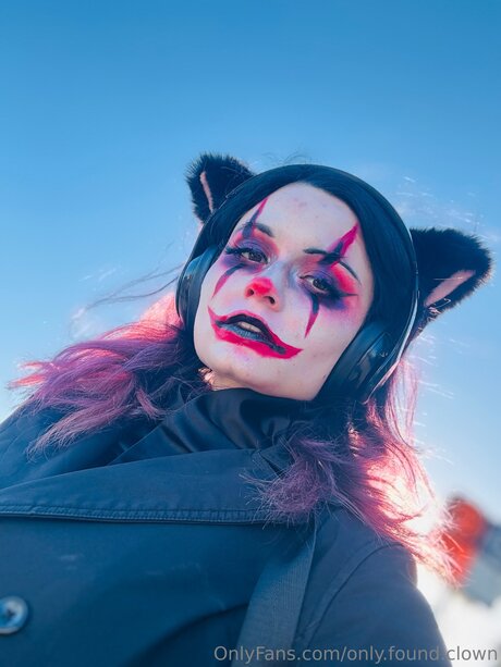 19歳のOnlyFans 無料ポルノ 写真