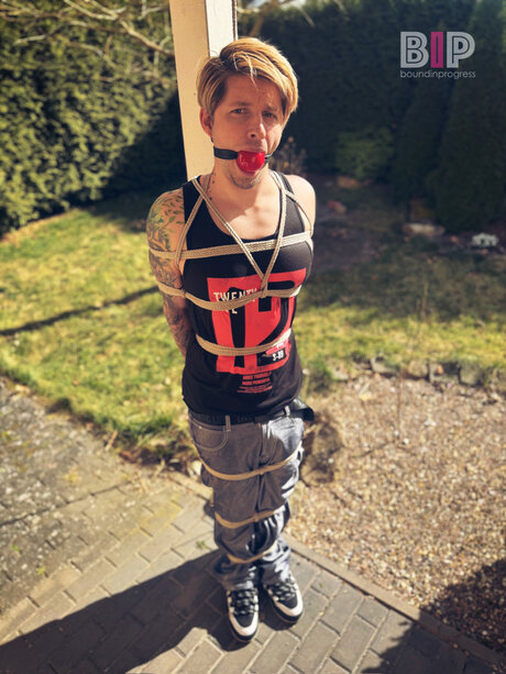 Boundinprogress ヌード女優 ギャラリー