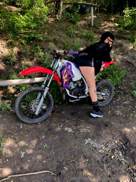 Milita Milita モデル アーカイブ