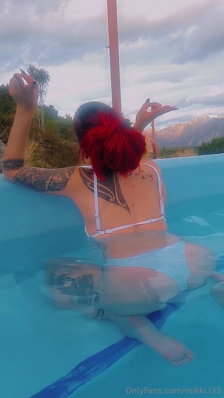 Mikki L33 トップスター ギャラリー