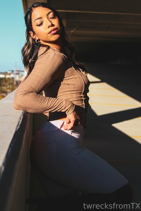 セクシーな黒人オンリーファンズ ヌード ギャラリー