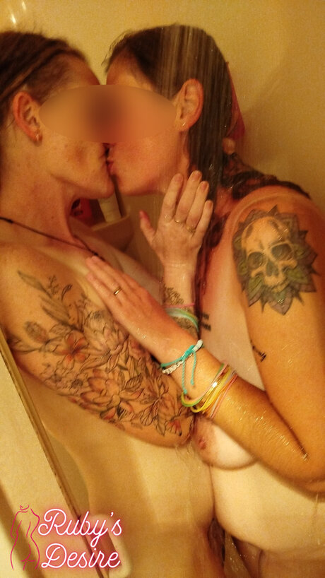 Rubysdesire セクシーなスター 写真