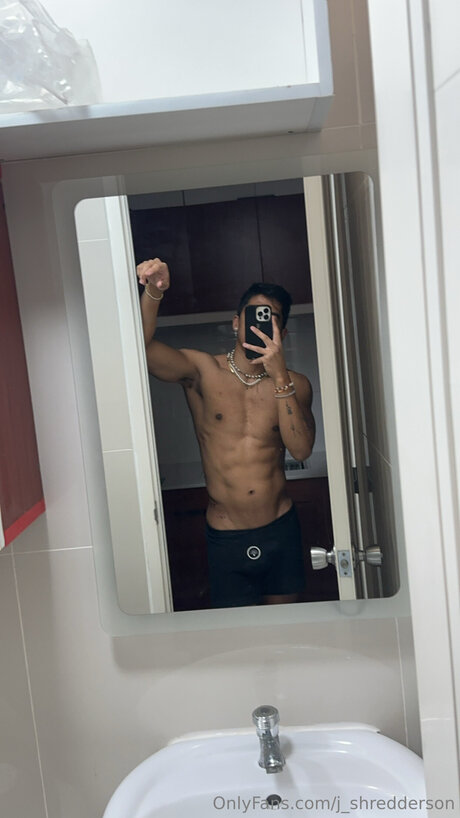 J Shredderson 独占ポルノスター 写真