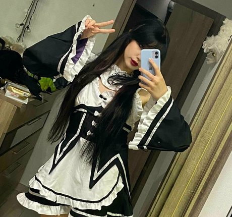 19歳のOnlyFans 無料セックス 画像