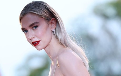 ポーグ xxx オンリーファンズ ホット裸 画像