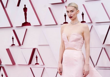 ヌード 屋外 OnlyFans 無料アダルト 写真