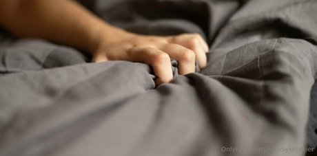 厚い黒檀オンリーファンズ ベスト 画像