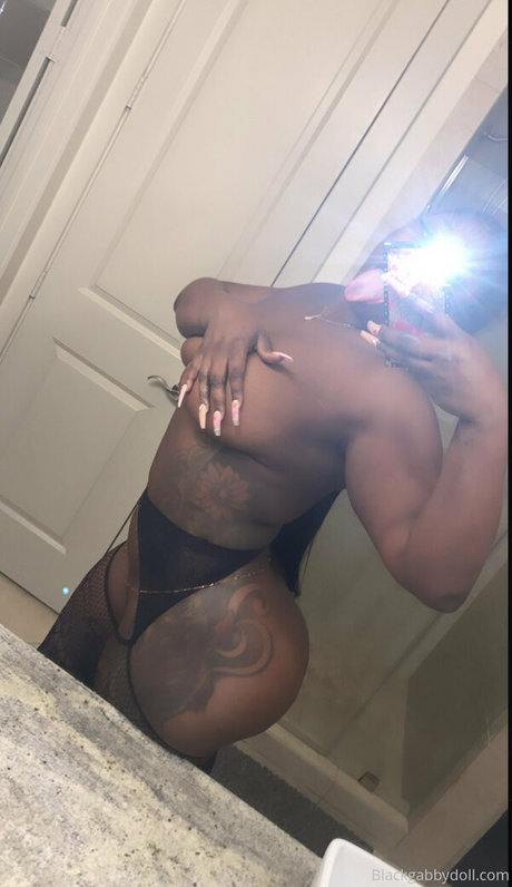 gabbyfox free 裸のスター 写真