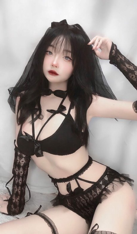 byzeko 02 独占女優 画像