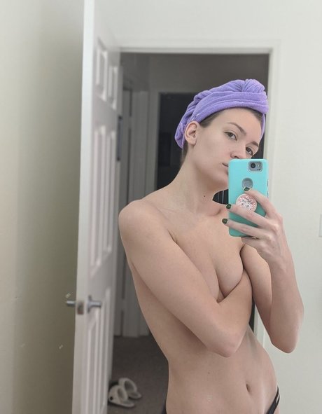 ドミナトリックスオンリーファンズ エロチック アーカイブ