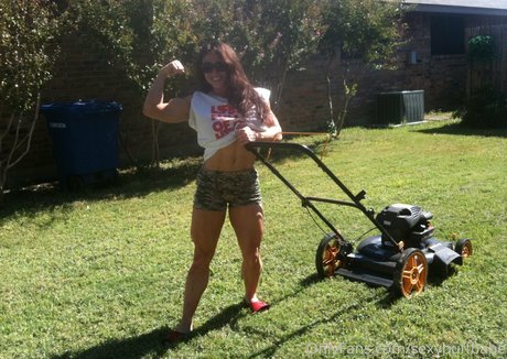 sexybuffbabe トップモデル 写真