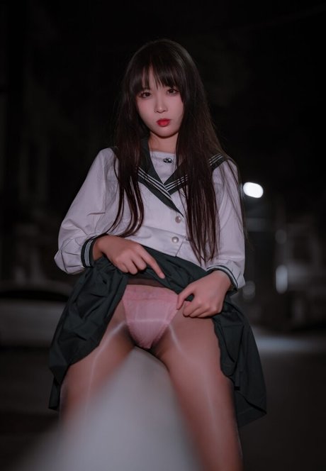 ナチュラルポーグオンリーファン ポルノグラフィック 写真