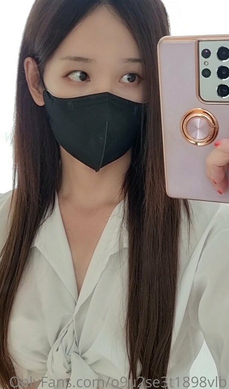 熟女のおまんこオンリーファンズ 美しいヌード 画像