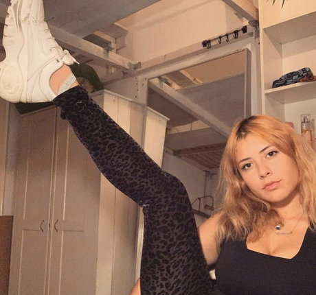 スキニーアナルOnlyFans 裸 写真