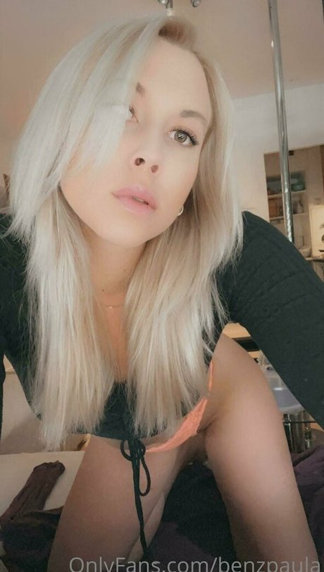 benzpaula 裸のスター 写真