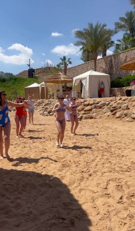 Dash Milash ホットなモデル 画像