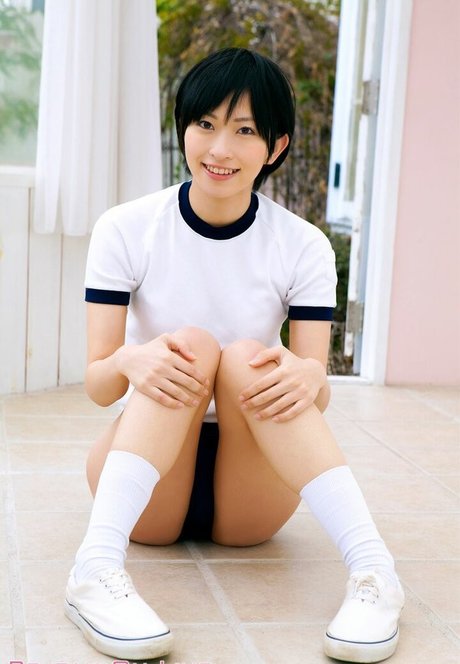 Yuka Kuramoti HDスター 写真