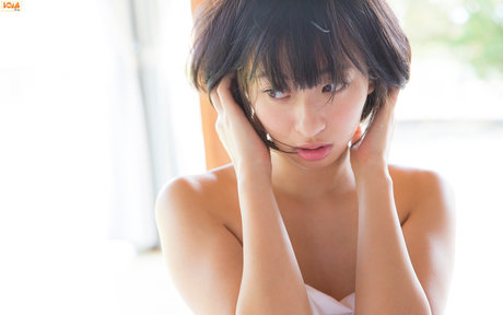 Yuka Kuramoti 完璧な女優 画像