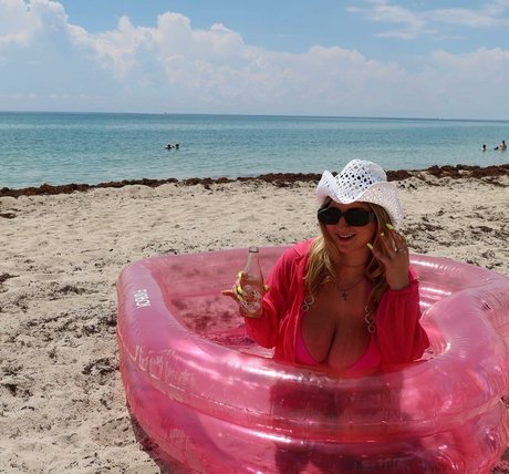 クリスマスヌードOnlyFans セクシーヌード 写真