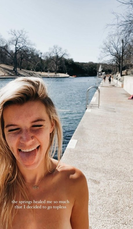 rachelbell セックス女優 写真