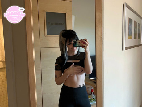 egirlshadowx 完璧なモデル 画像