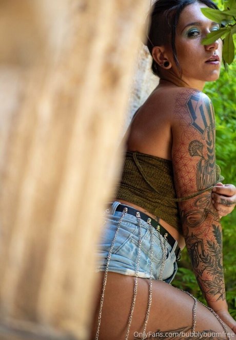 女性の筋肉オンリーファンズ 無料ヌード 写真