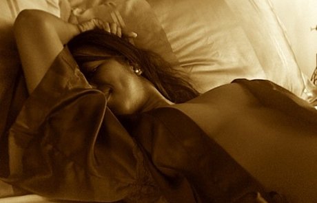 Camille Winbush ポルノモデル ギャラリー