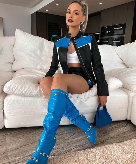 Talia Mar ポルノスター 独占 画像