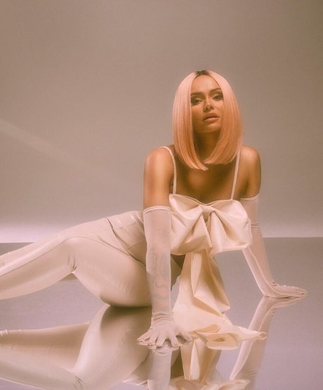 Talia Mar 完璧なポルノスター ギャラリー