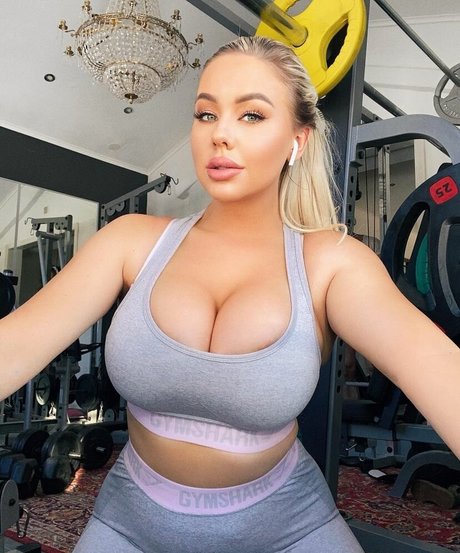 熟女のおまんこオンリーファンズ ホット裸 写真