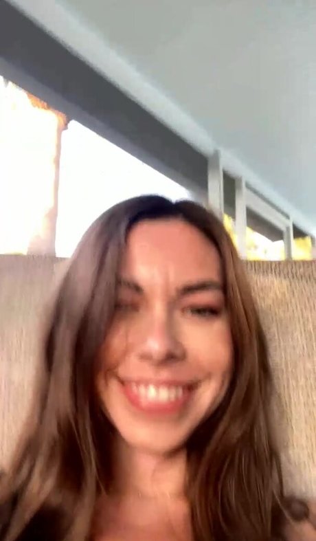 Katee Owen ヌードモデル ギャラリー