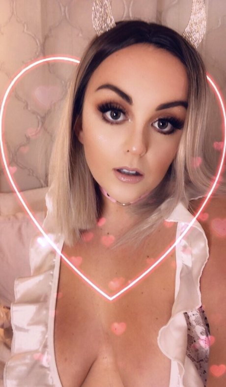 peachtv 裸のモデル 写真