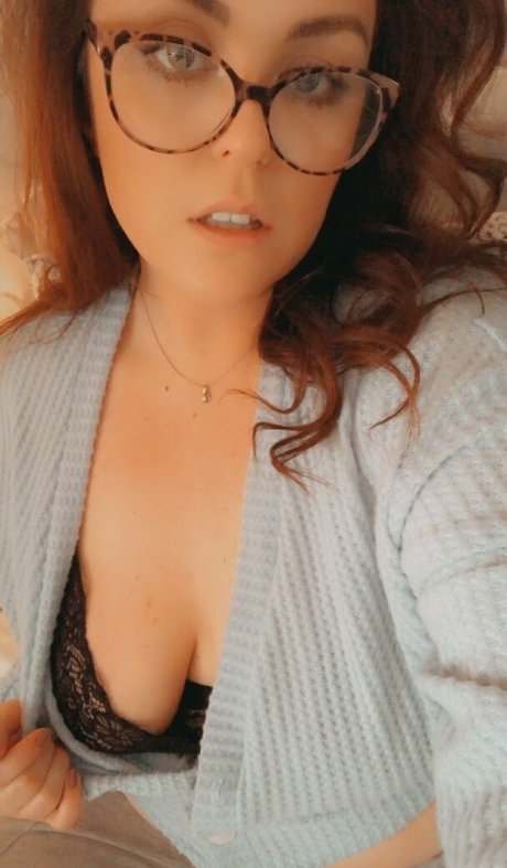 ルビーオンリーファン 無料アダルト 写真