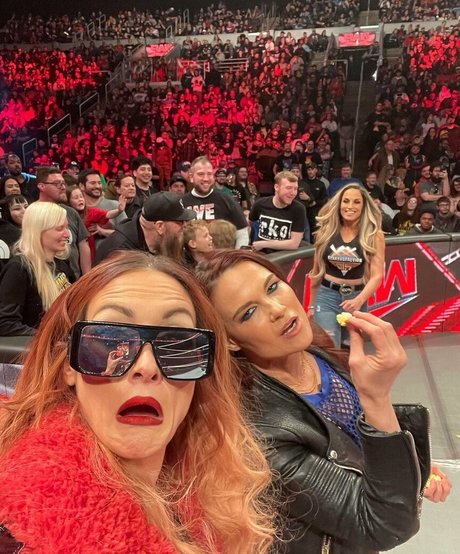 Amy Dumas ポルノモデル 写真