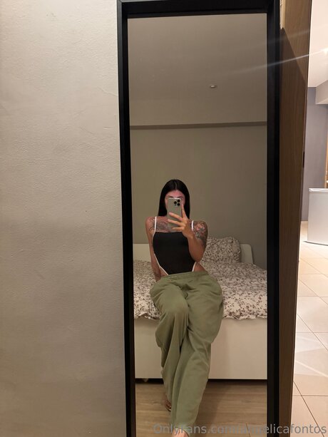 Angelicafontos 完璧なモデル 画像