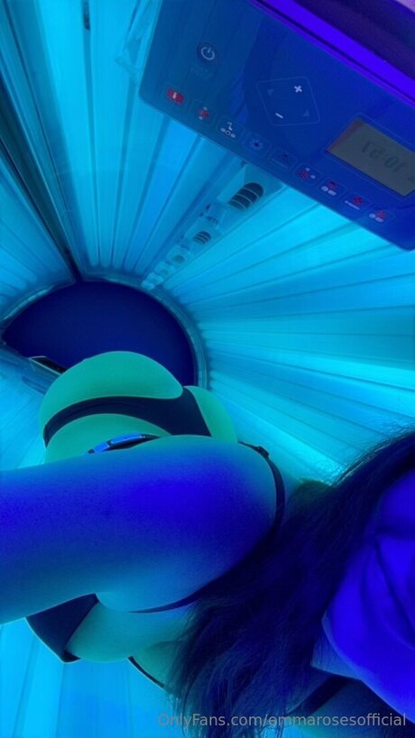 Emmarosesofficial 素敵なモデル 写真