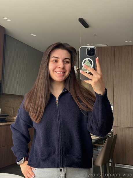 Oli Viaa 無料のポルノスター アーカイブ