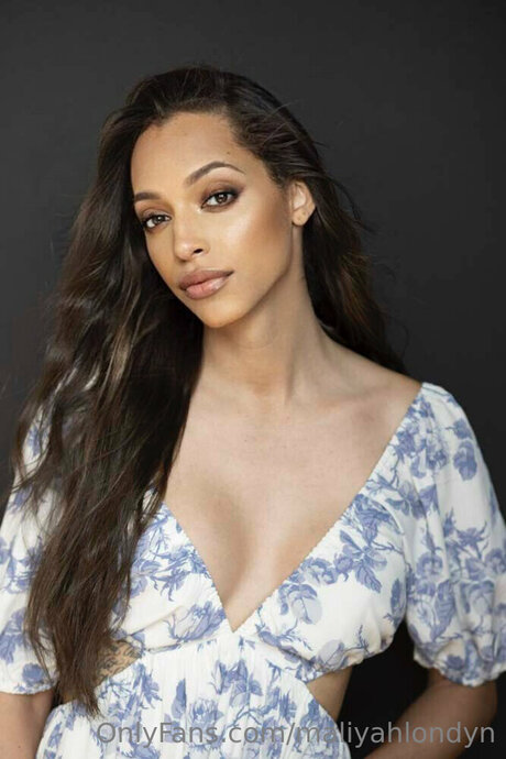 Maliyahlondyn ヌードスター 写真