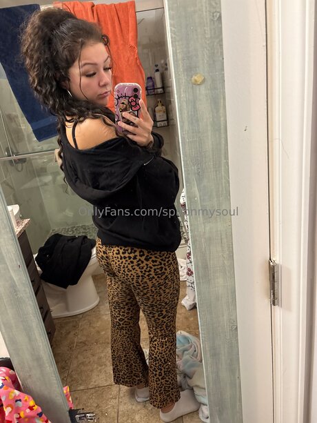 Spitonmysoul 美しいモデル 画像