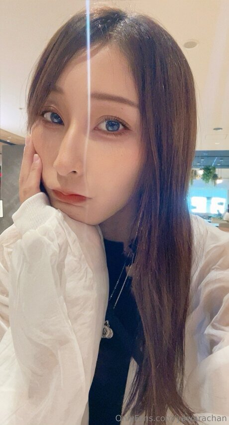 Yawarachan 無料のポルノスター 画像