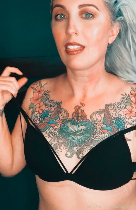 Kristyreign セックスポルノスター ギャラリー