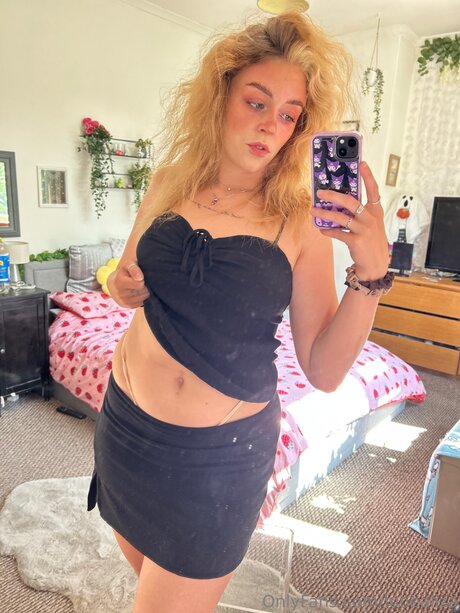 ぽっちゃり黒人OnlyFans アートxxx 画像