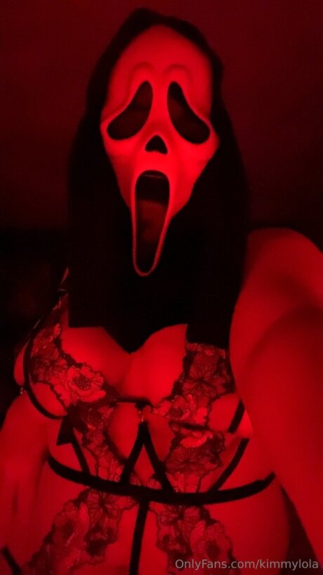 18歳のオンリーファンズ ヌード ギャラリー