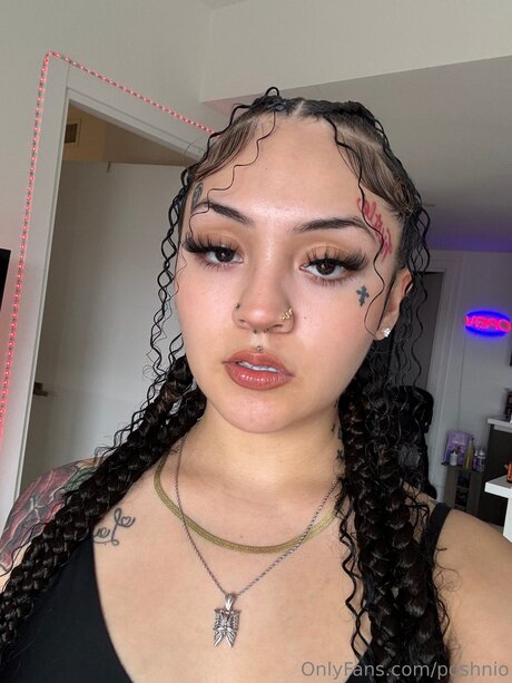 ナチュラルポーグオンリーファン セックス 写真