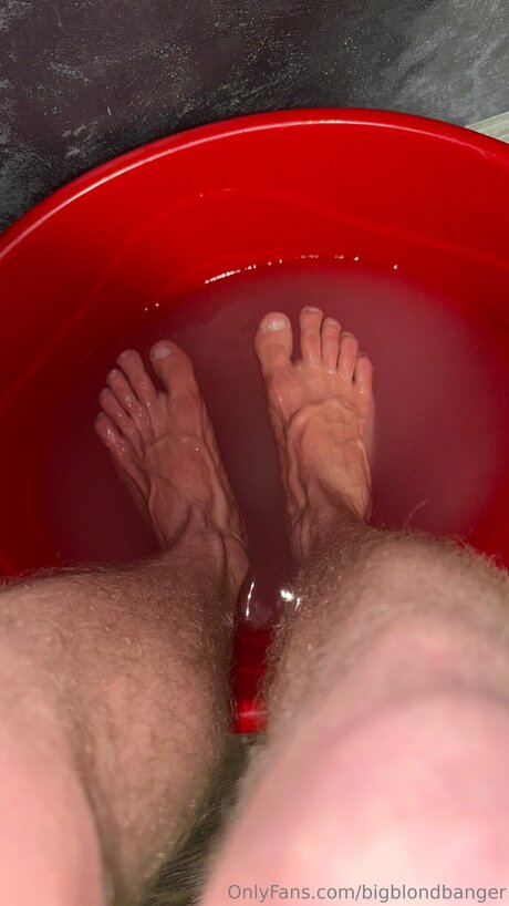 アジアンゴス オンリーファンズ セクシーヌード 写真