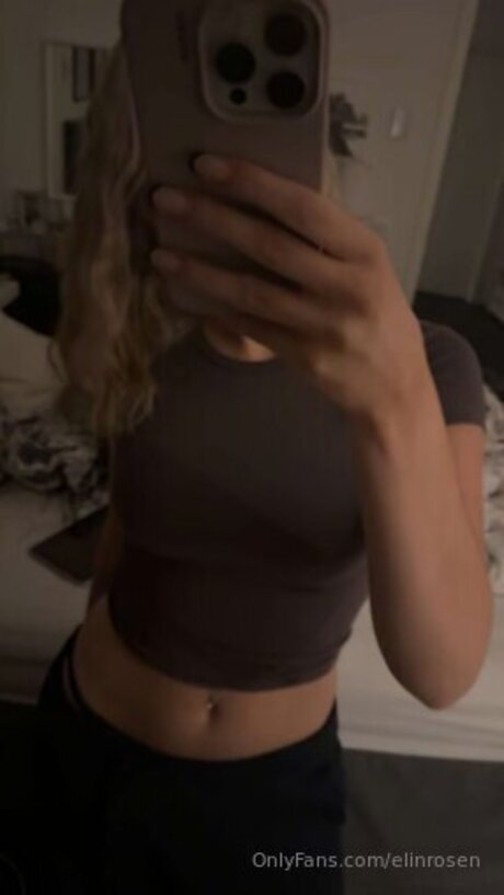 Elinrosen 裸のスター 写真