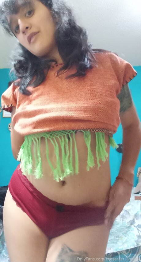 Berserker Lingerie 無料モデル 写真