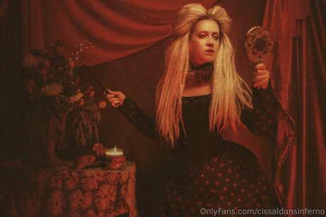 Cissaldansinferno セックスポルノスター 写真